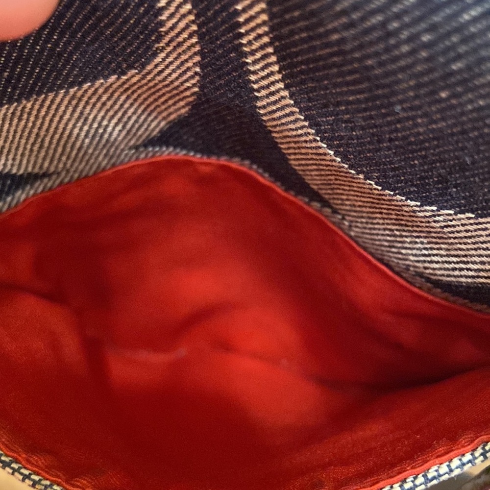 Authentic comes certified - Picture 6 of 10